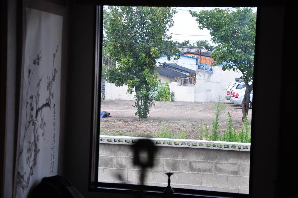 Soi Hanok Stay Гиеонгджу Екстериор снимка