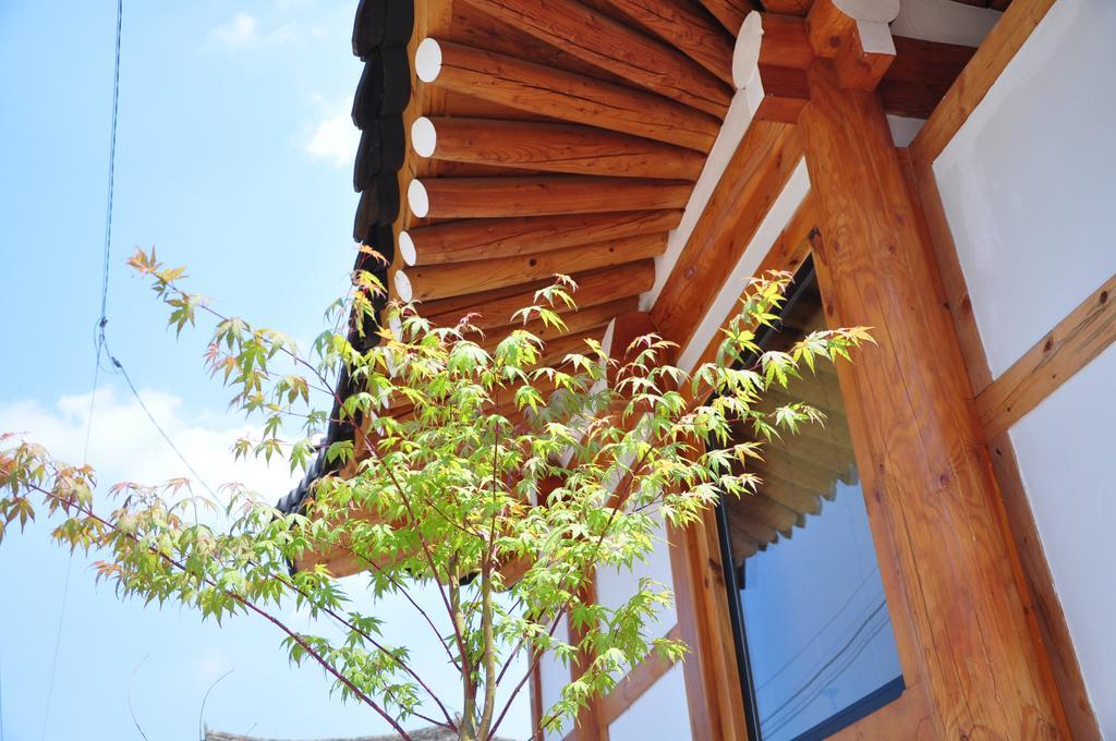 Soi Hanok Stay Гиеонгджу Екстериор снимка