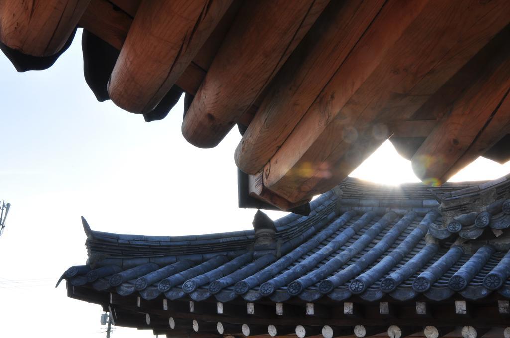 Soi Hanok Stay Гиеонгджу Екстериор снимка