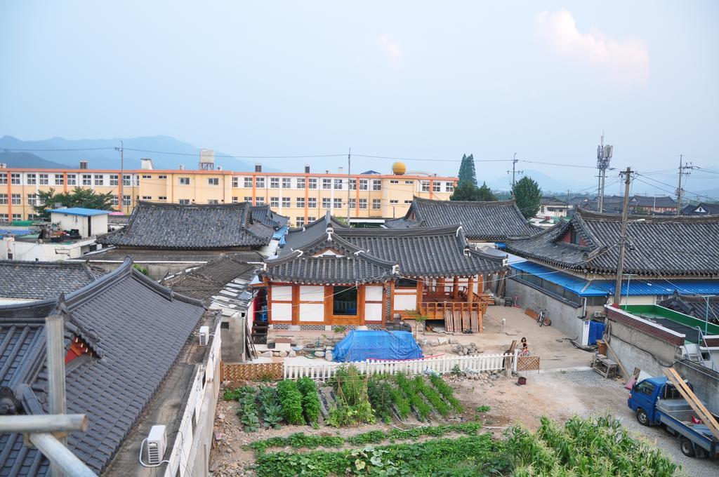 Soi Hanok Stay Гиеонгджу Екстериор снимка